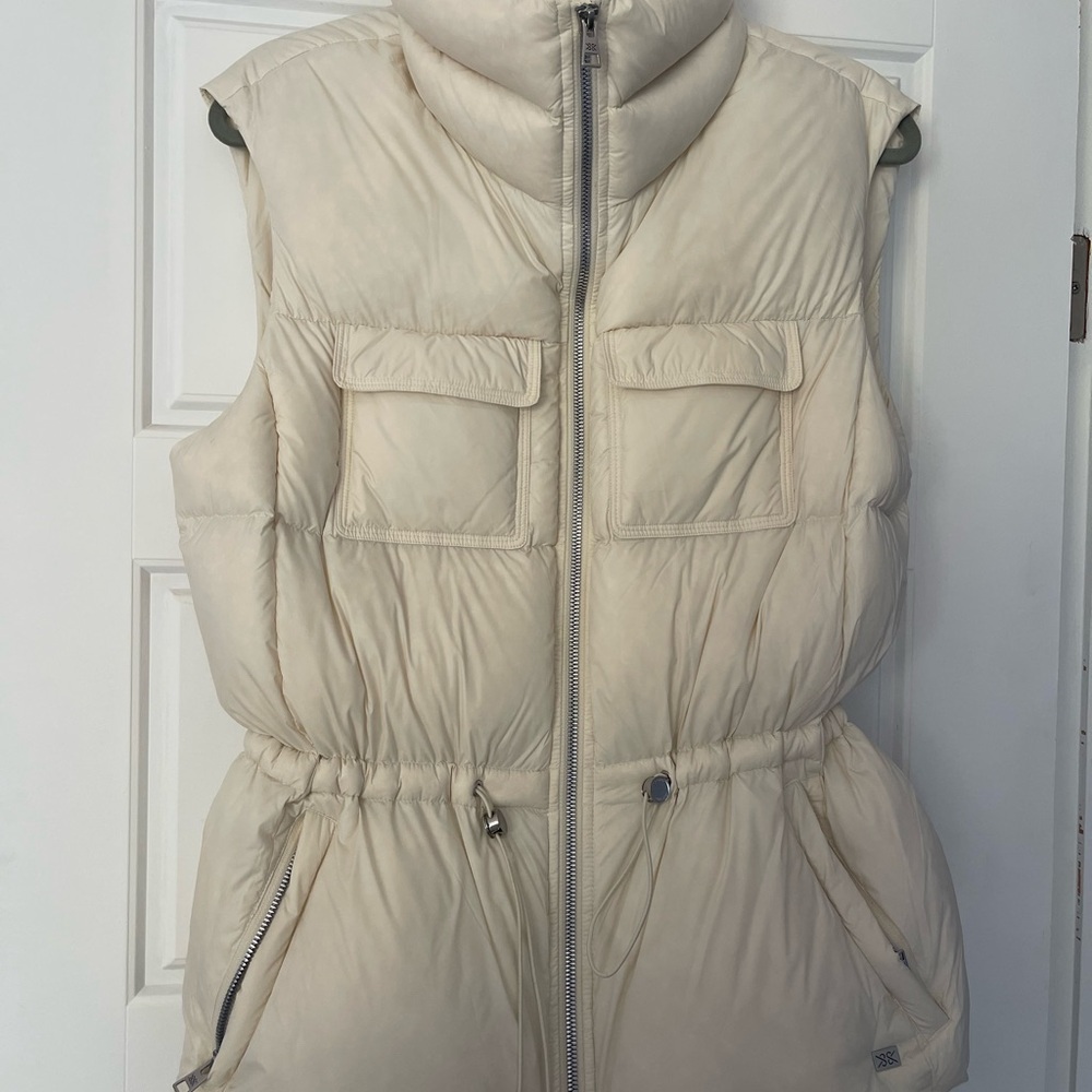 Soia & Kyo Women's Cream Puffer Vest